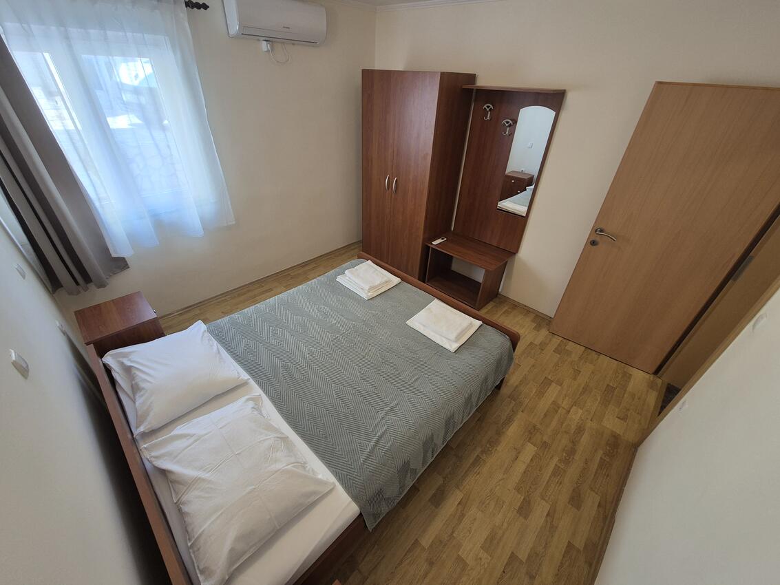 Apartmaji ob morju Zubovići, Pag - 23921