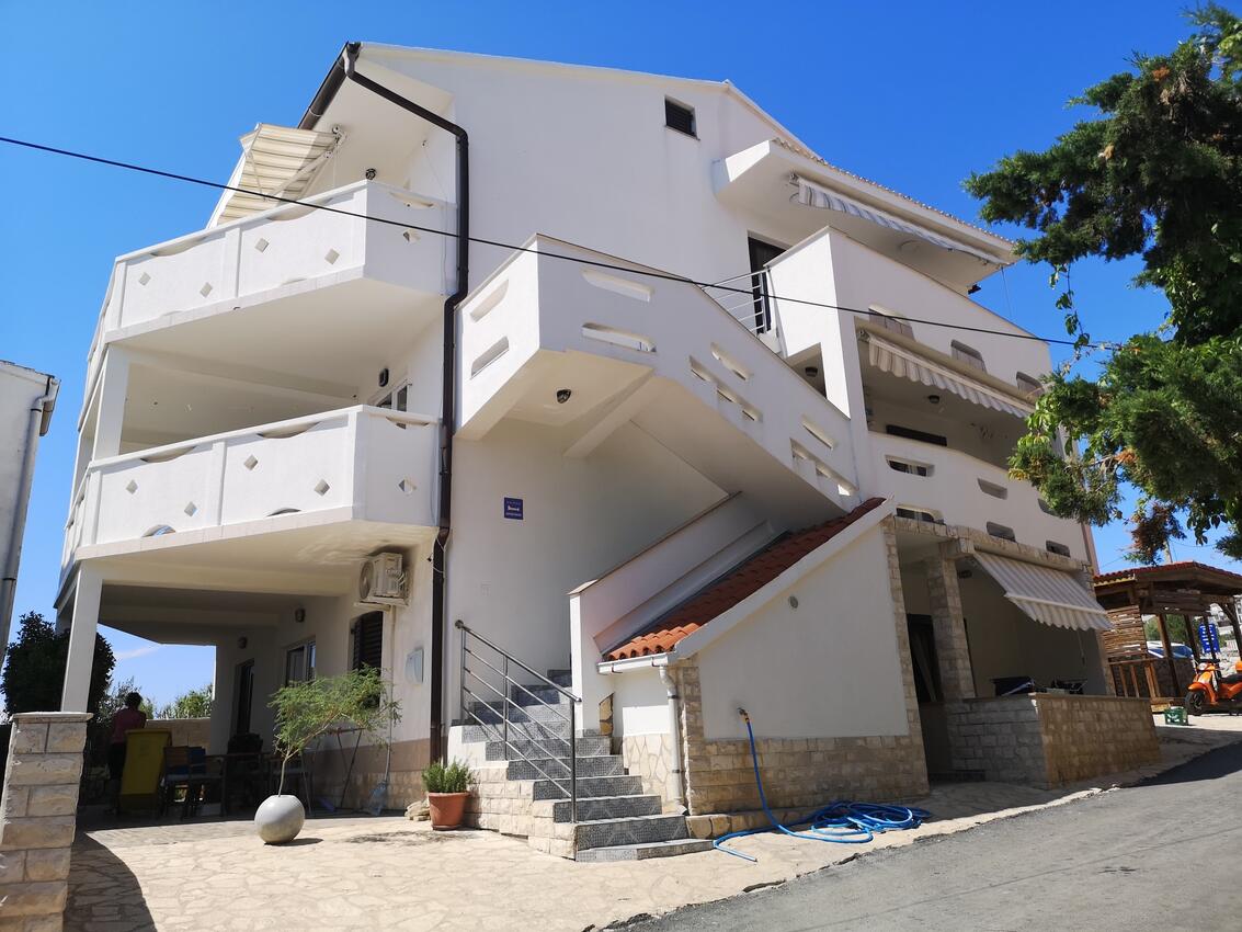 Apartmaji ob morju Zubovići, Pag - 23921