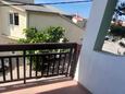 Živogošće - Blato, Balkong - utsikt i overnattingstype studio-apartment, WiFi.