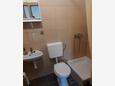 Živogošće - Blato, Baderom i overnattingstype studio-apartment, WiFi.