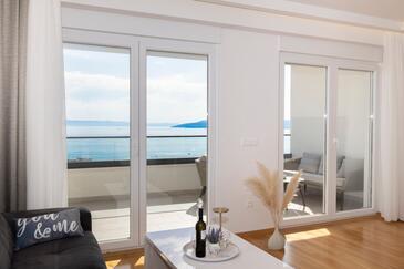 Two bedroom apartment Makarska (A-23931-a(
