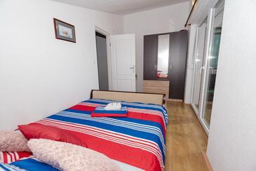 Apartmanok családok részére medencével Sukosan, Zadar - 23934