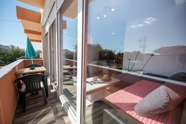 Apartamente cu piscină potrivite pentru familiile cu copii Sukosan, Zadar - 23934