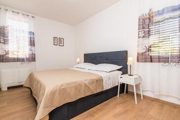 Ház családok részére medencével Plano, Trogir - 23937