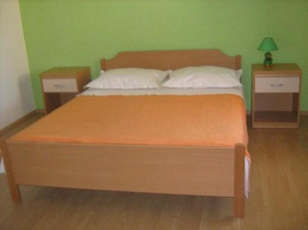 A-23939-a - Alloggi privati - Appartamenti accanto al mare Sparadici, Sebenico - Šibenik
