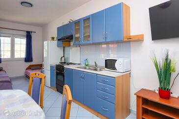 Apartamentos junto al mar Sparadici, Sibenik - 23939