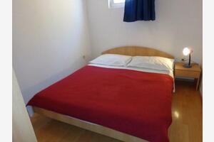 Appartamento di una stanza Sparadici Appartamento di una stanza Sparadici, Sebenico - Šibenik (A-23939-e)