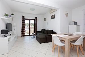 2-Zimmer-Ferienwohnung Jadrija, Sibenik (A-23947-a)
