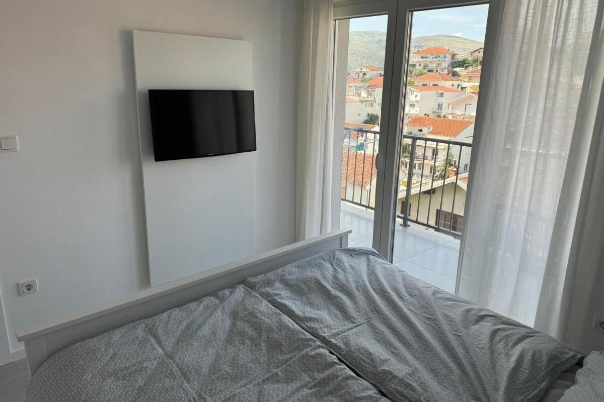 Apartmani s parkingom Trogir - 23948