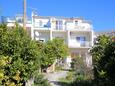 Podstrana, Split, Overnatting 23954 - Leiligheter blizu mora med en rullesteinstrand.