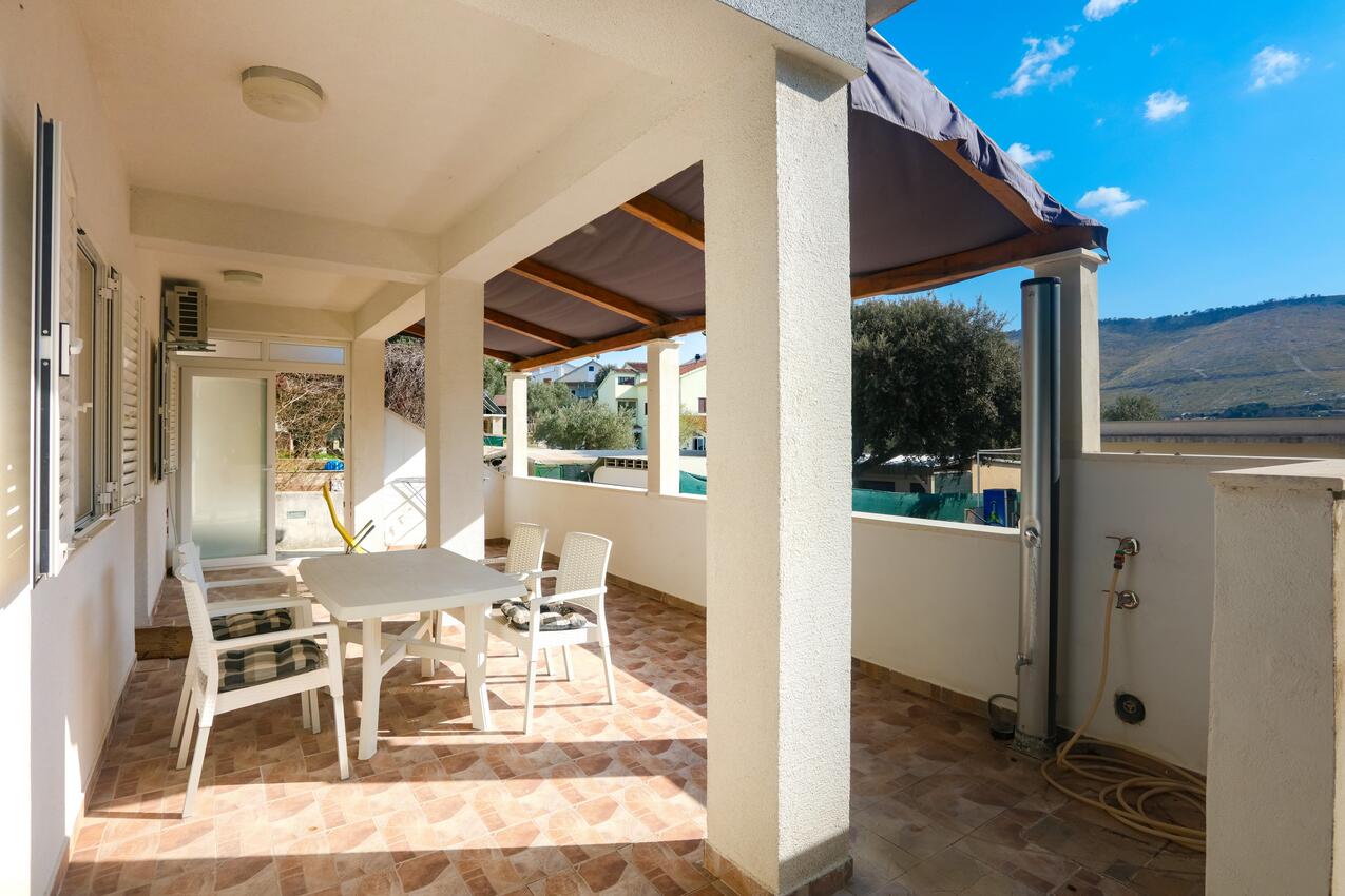 Apartamento de una habitación Grebastica (Sibenik) (A-23955-a)