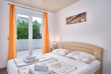 Ferienwohnungen am Meer Mastrinka, Ciovo - 23959