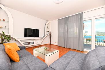 Mastrinka, Woonkamer in accommodatietype apartment, airconditioning beschikbaar en WiFi.