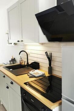 Lejlighedens parkeringsplads Vir - 23962