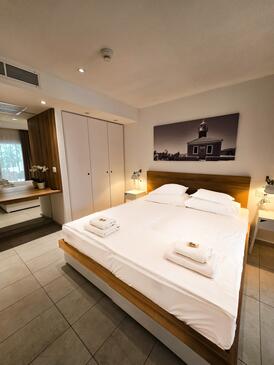 Apartmanok családok részére medencével Makarska - 23966