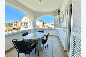 Апартаменти з паркуванням Лопар - Lopar, Раб - Rab - 23968