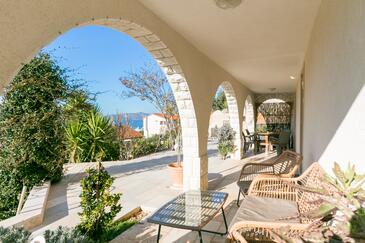 Apartmány s terasou Trogir, Střední Dalmácie
