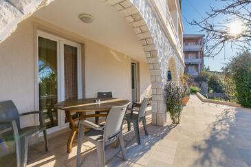 Apartmány s terasou Trogir, Střední Dalmácie