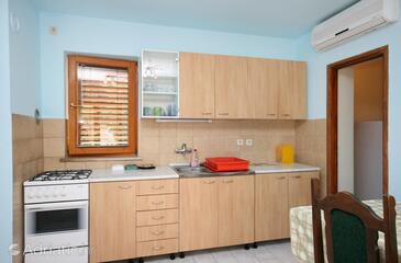 Apartments with parking space Povile, Novi Vinodolski - 2398