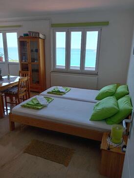 Apartmány a pokoje u moře Martinšćica, Cres - 23980