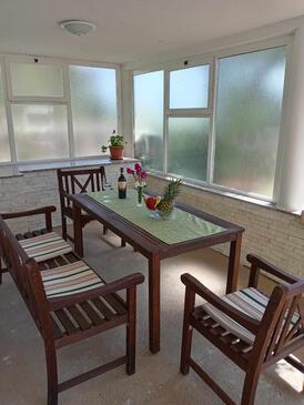 Apartments and rooms by the sea Martinšćica, Cres - 23980