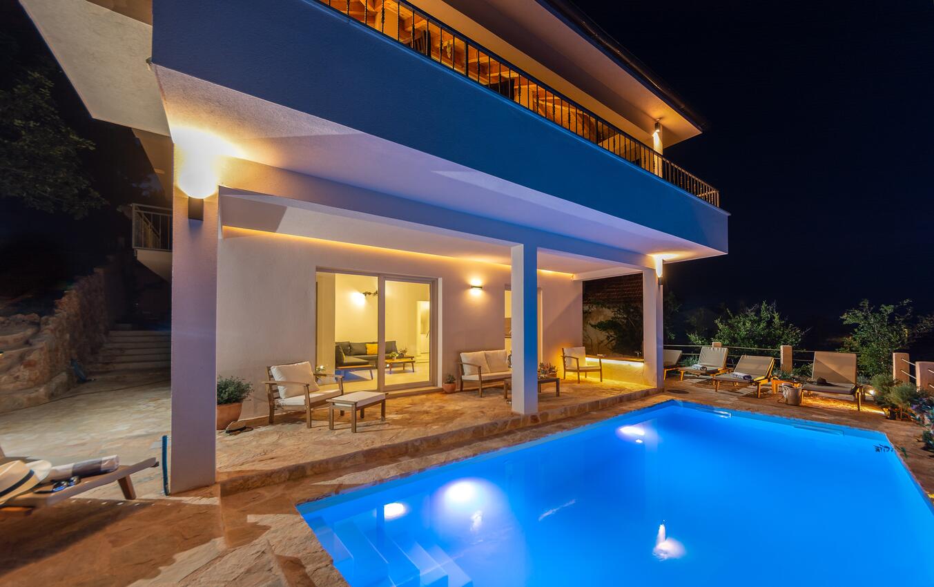 Haus mit Pool für Familien Svirce, Hvar - 23989