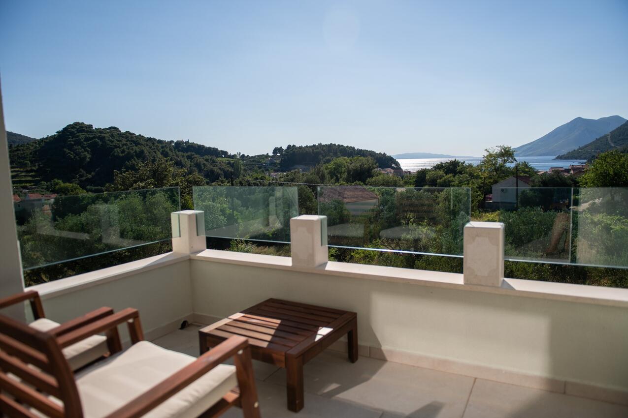 Ferienwohnungen mit Parkplatz Zuljana, Peljesac - 23994