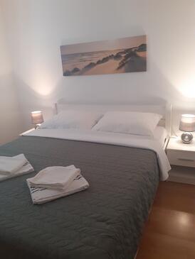 Apartments with parking space Privlaka, Zadar - 24002