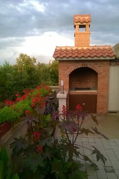 Ferienwohnungen am Meer Zaton, Zadar - 24003