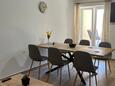 Bilice, Dining room in the house, (pet friendly) and WiFi.