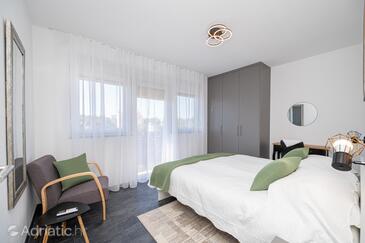 Family friendly house with a swimming pool Zaton, Zadar - 24013