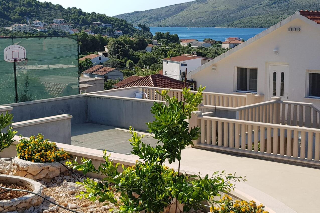 Apartmány s parkovištěm Poljica, Trogir - 24016
