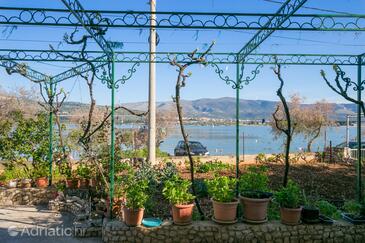 Appartamenti accanto al mare Mastrinka, Bua - Čiovo - 24018