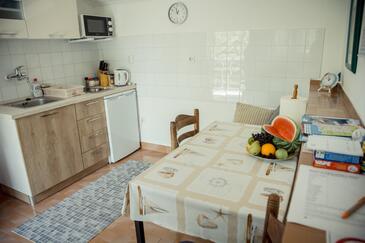 Ferienwohnungen mit Parkplatz Biograd na Moru, Biograd - 24023