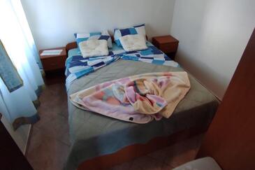 Ferienwohnungen mit Parkplatz Pridraga - Cuskijas, Novigrad - 24025