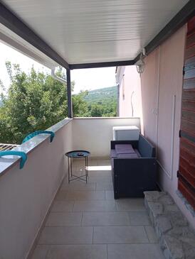 Sobe z zasebnim parkirnim mestom Vrh, Krk - 24028