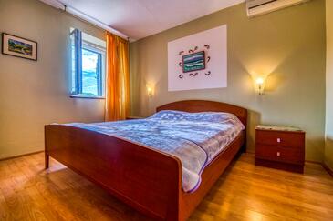 Apartments with parking space Sali, Dugi otok - 24032