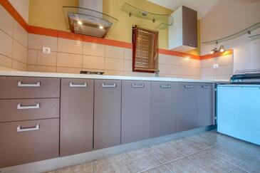 Apartments with parking space Sali, Dugi otok - 24032