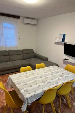 Kanica, Sala de estar en alojamiento de tipo apartment, aire acondicionado disponible y WiFi.