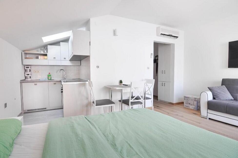 Appartamenti con parcheggio Icici, Abbazia - Opatija - 24052