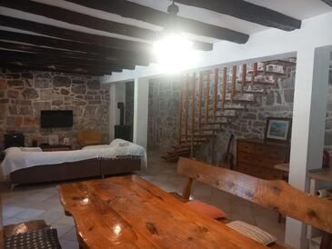 Seaside house for families with children Skrivena Luka, Lastovo - 24059