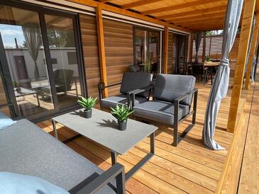 Apartamenty z parkingiem Biograd na Moru, Biograd - 24065