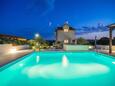 Kruševo, Novigrad, Двор 24069 - Дом для отдыха с галечным пляжем.