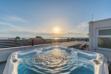 Apartmaji s parkingom Vir - 24072 Adriatic.hr
