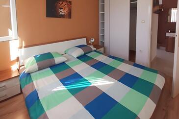 Apartmani s parkingom Palit, Rab - 24073