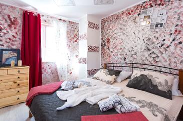 Nyaralóház medencével Lovran, Opátia - Opatija - 24076