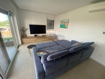 Apartments with parking space Tribunj, Vodice - 24082