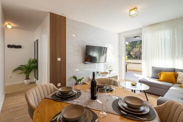 Apartmaji z internetom Split - 24085 Adriatic.hr