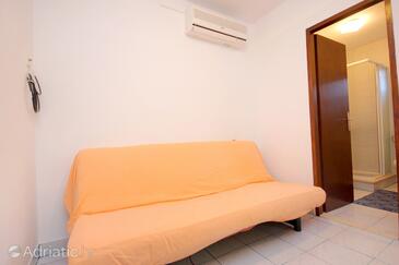 Apartmaji ob morju Komiža, Vis - 2409
