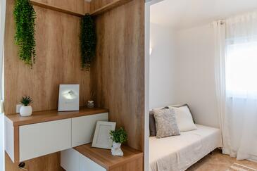 Apartmani s parkingom Vir - 24090